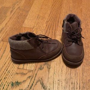 Ugg boys boots